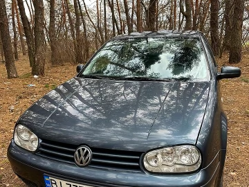 Авто Volkswagen Golf 2000 № 7563102