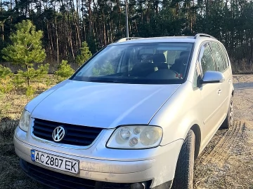 Авто Volkswagen Touran 2004 № 7563254