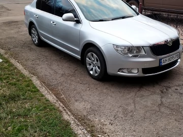 Авто Skoda Superb 2012 № 7563378