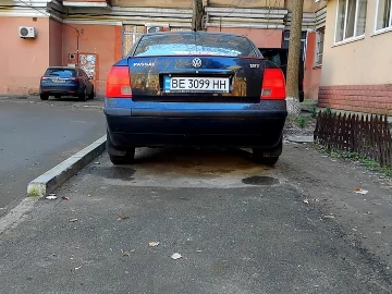Авто Volkswagen Passat 2000 № 7564244