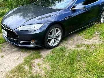 Авто Tesla Models 2015 № 7564432