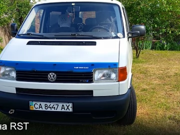 Авто Volkswagen Transporter 2000 № 7565707