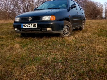 Авто Volkswagen Polo 1997 № 7565799