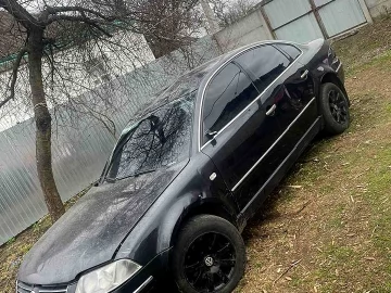 Авто Volkswagen Passat 2004 № 7567362