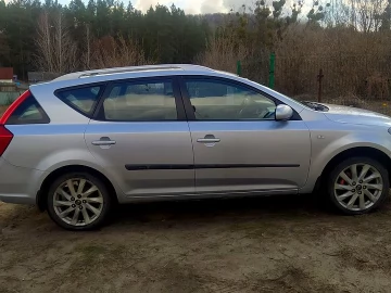Авто KIA Ceed 2010 № 7567455