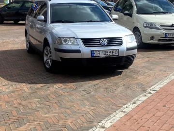 Авто Volkswagen Passat 2003 № 7567767
