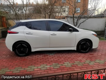 Авто Nissan Leaf 2023 № 7568521