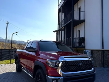 Авто Toyota Tundra 2018 № 7568792