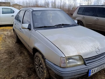 Авто Opel Kadett 1988 № 7569077