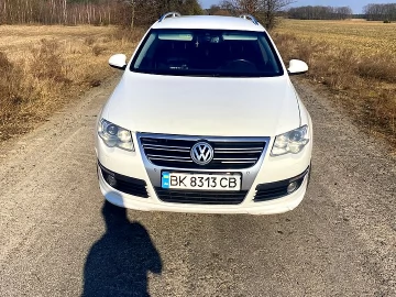Авто Volkswagen Passat 2010 № 7569125