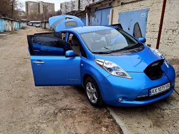 Авто Nissan Leaf 2012 № 7569650