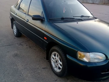 Авто Ford Escort 1996 № 7570466