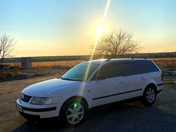 Авто Volkswagen Passat 1997 № 7571627