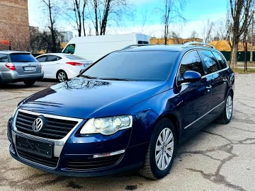 Авто Volkswagen Passat 2010 № 7572996