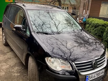 Авто Volkswagen Touran 2009 № 7574235