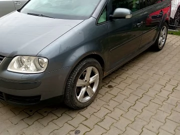 Авто Volkswagen Touran 2005 № 7577027