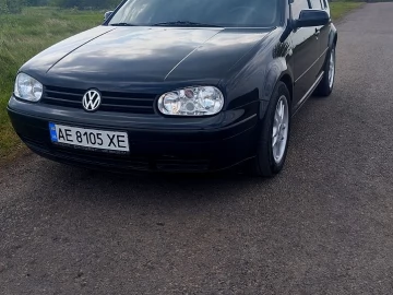 Авто Volkswagen Golf 2000 № 7638622
