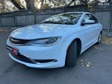 Авто Chrysler 200 2014 № 7046086
