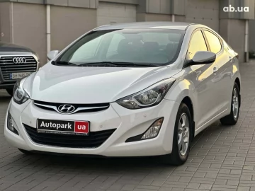 Авто Hyundai Elantra 2015 № 7070787