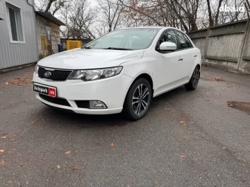 Авто KIA Cerato 2011 № 7071311