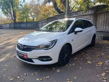 Авто Opel Astra 2020 № 7072242