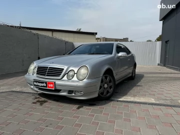 Авто Mercedes Clk-Класс 2000 № 7073296