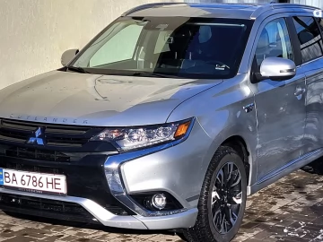 Авто Mitsubishi Outlander Phev 2017 № 7088565