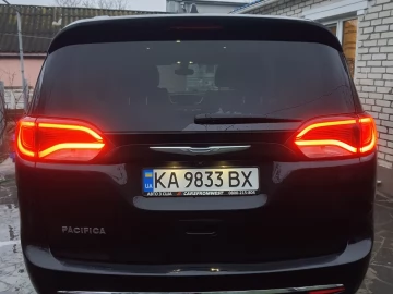Авто Chrysler Pacifica 2016 № 7130606