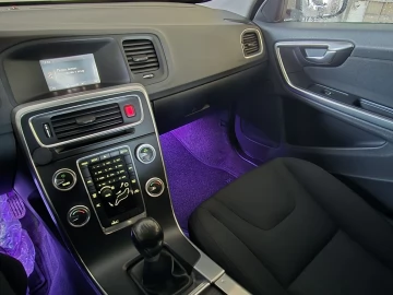 Авто Volvo V60 2011 № 7444239