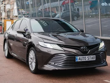Авто Toyota Camry 2018 № 7446047