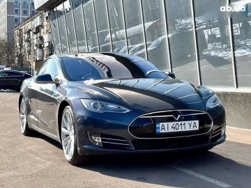 Авто Tesla Model S 2015 № 7446052
