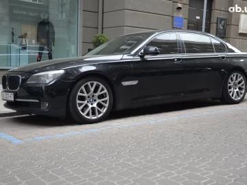 Авто BMW 7 Серия 2010 № 7483335