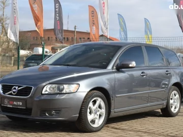 Авто Volvo V50 2012 № 7509924