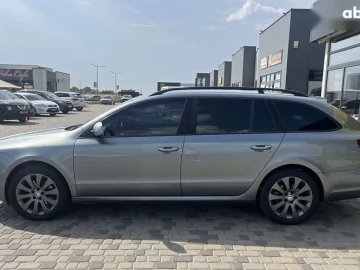 Авто Skoda Superb 2011 № 7509978