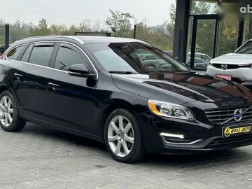 Авто Volvo V60 2016 № 7515026