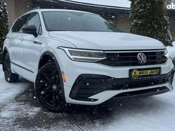 Авто Volkswagen Tiguan 2021 № 7515976