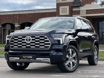 Авто Toyota Sequoia 2023 № 7517161