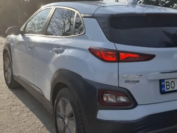 Авто Hyundai Kona Electric 2020 № 7527883