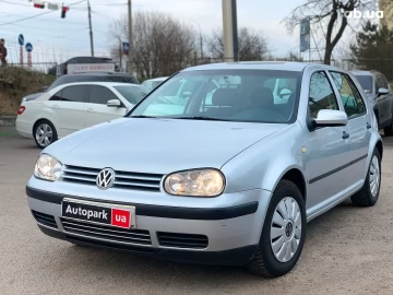 Авто Volkswagen Golf 2001 № 7570218