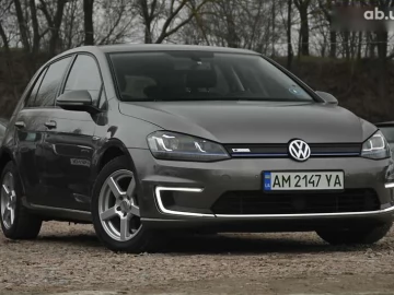 Авто Volkswagen E-Golf 2015 № 7572322