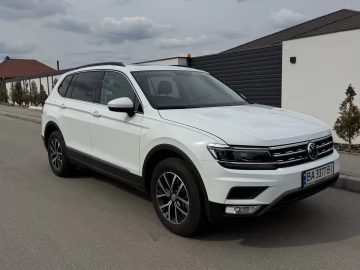 Авто Volkswagen Tiguan 2021 № 7573297