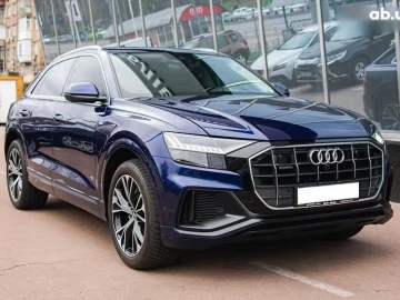 Авто Audi Q8 2021 № 7573408