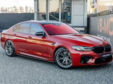 Авто BMW M5 2020 № 7573419