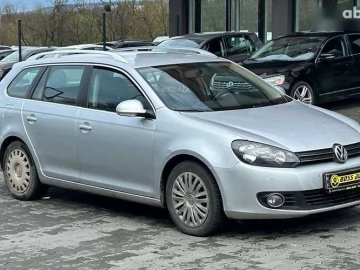 Авто Volkswagen Golf 2010 № 7613996