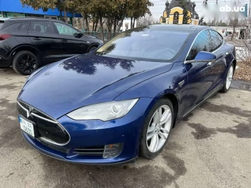 Авто Tesla Model S 2015 № 7615087