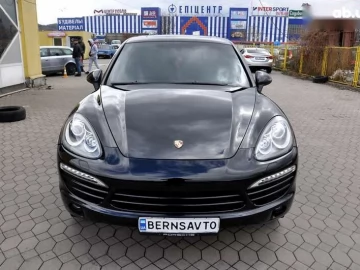 Авто Porsche Cayenne 2011 № 7615147
