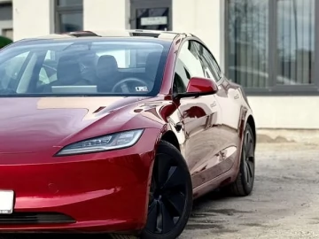 Авто Tesla Model 3 2024 № 7616107