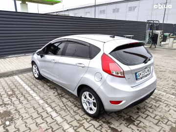 Авто Ford Fiesta 2015 № 7619374