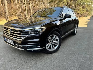 Авто Volkswagen Touareg 2018 № 7636561