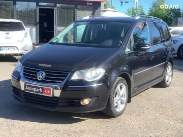Авто Volkswagen Touran 2009 № 7640582